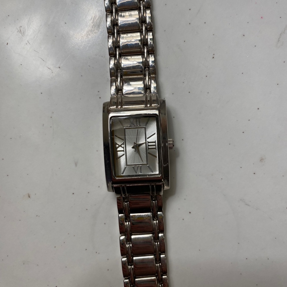 New Women’s Adjustable Stainless Steel Silver Square Watch